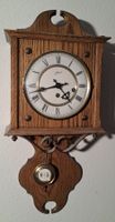 Wanduhr Schmid Holz mit Pendel mechanisch gebraucht