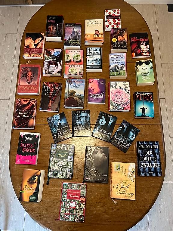 Bücher: 30 Jugendbücher – Gebraucht aus Leuggern von Maceio100