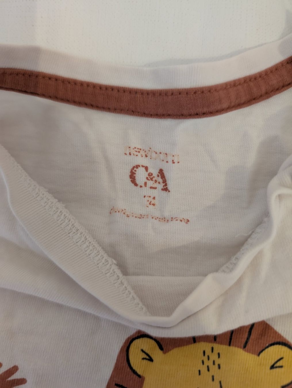 C&A Kleiderpakete & -sets: Kleiderset Löwe – Gebraucht aus Buchs ZH von indli10 5