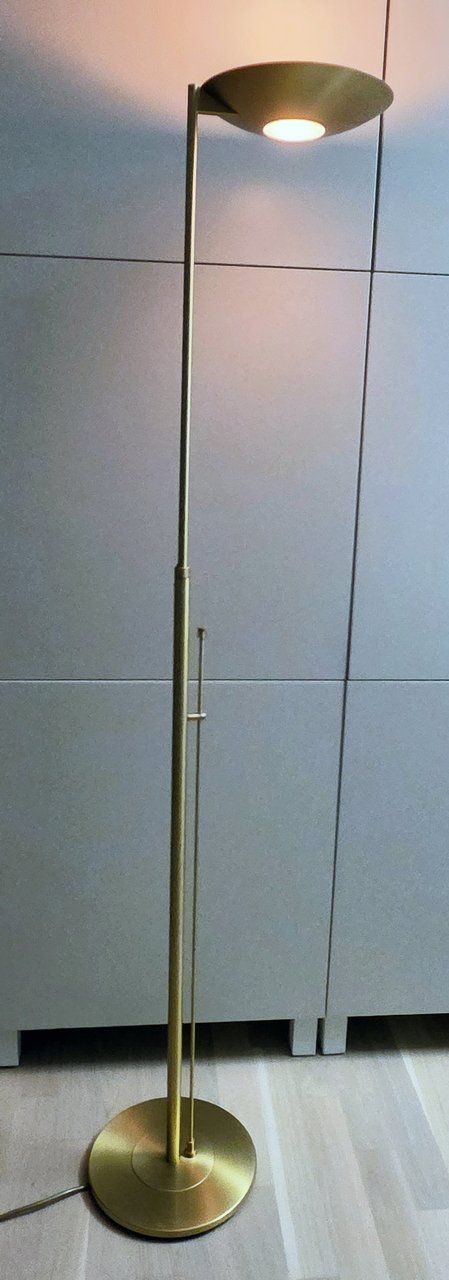 Lampen: Knapstein Stehleuchte / Leseleuchte - Designklassiker – Gebraucht aus Zürich von Numark