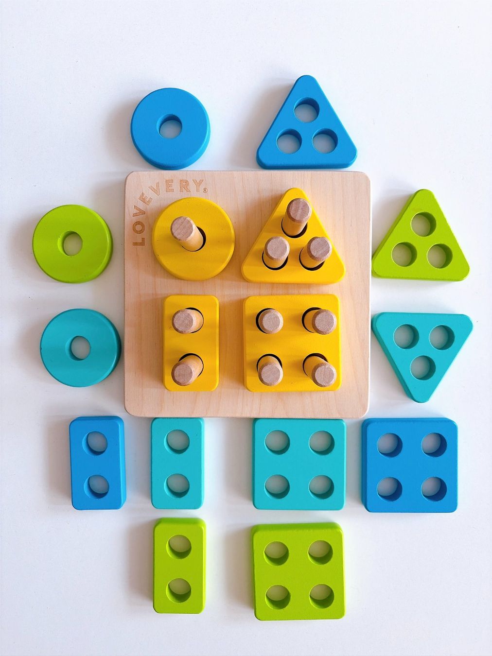 Giocattoli: Lovevery Sort Stack Puzzle Sortier Stapelpuzzle Enthusiast – Usato da Vacallo venduto da olg_7nvc