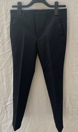 Superbe pantalon noir basic ZARA satiné neuf t.38
