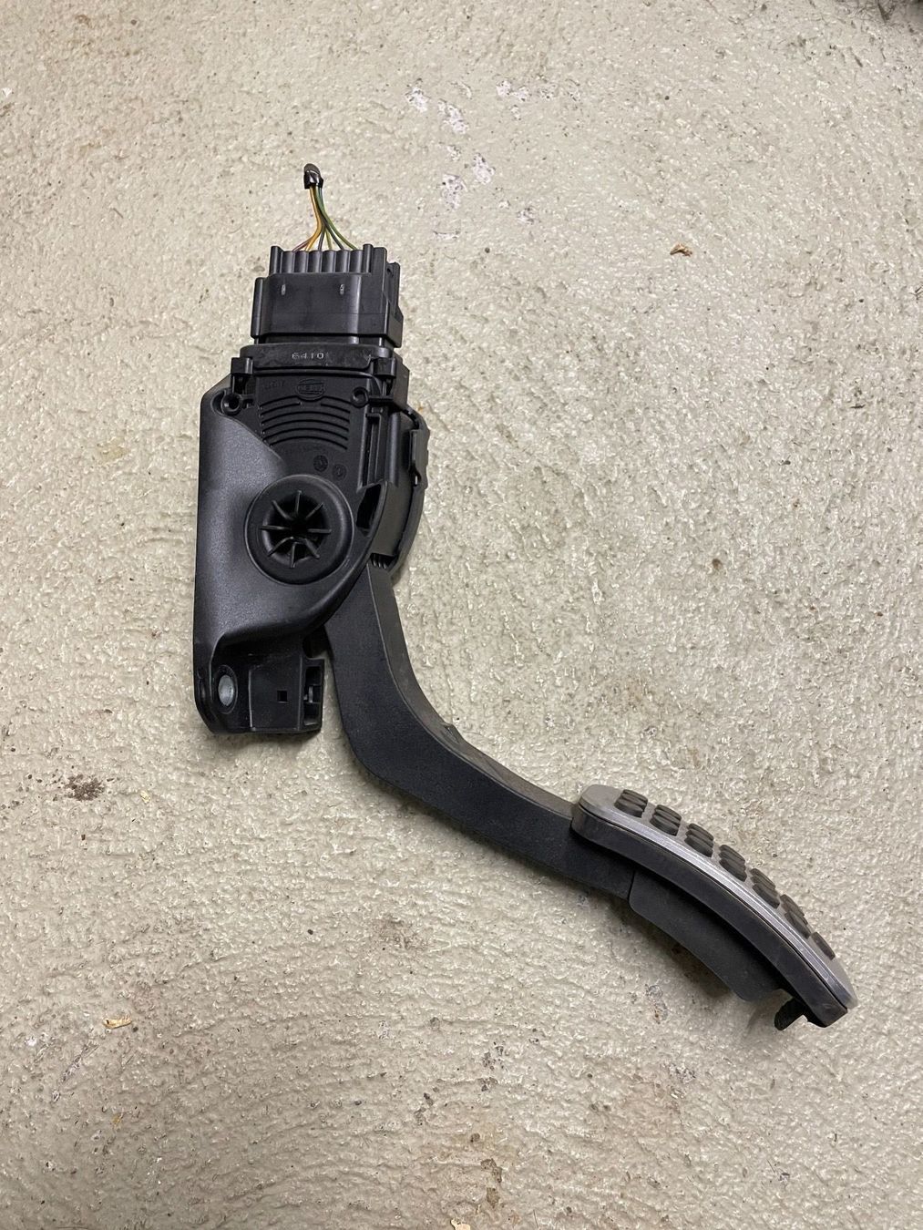 Ford Tutti pezzi di ricambio auto: Ford Gaspedal – Usato da Staffelbach venduto da Corvair1