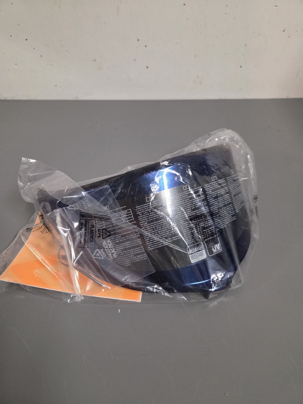 AGV Caschi & visiere: AGV PISTA GP R NEU!!!!!! – Nuovo (secondo la descrizione) da Weisslingen venduto da N.h.zh 4