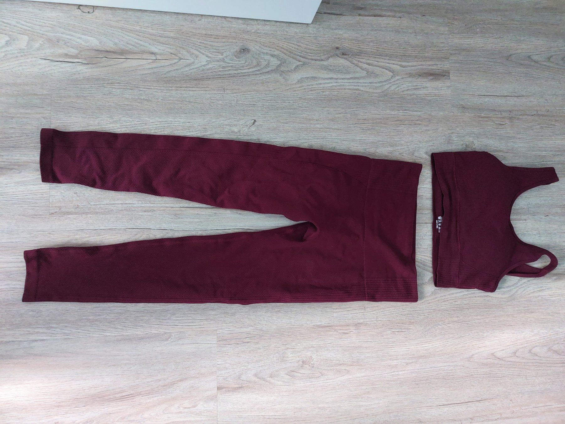 Lotti di vestiti: Sport Set – Nuovo (secondo la descrizione) da Wangs venduto da Manda30