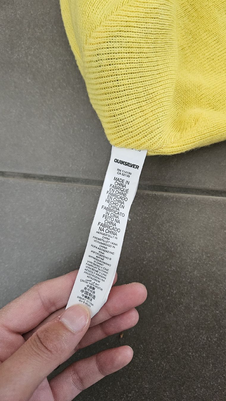 Quiksilver Copricapi, berretti & cappellini: Bonnet Quiksilver – Usato da Vevey venduto da Macca 2