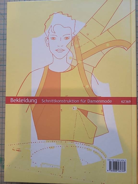Bücher: Buch Bekleidung nähen – Gebraucht aus Balgach von Pickle 2