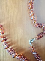 Bernstein Kette mit Knoten geknüpft guter Zustand