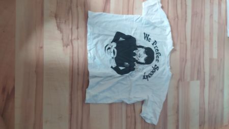 Wensday Shirt Grösse 146/152