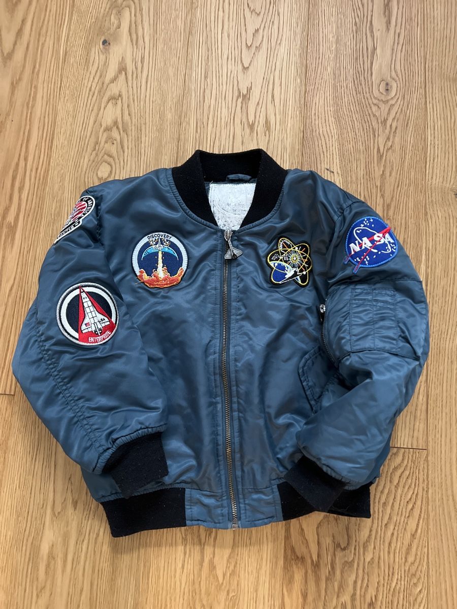 Vestes & Manteaux: Coole NASA Bomberjacke, Gr. L – D'occasion à Aeugst am Albis par Bsaeub 1