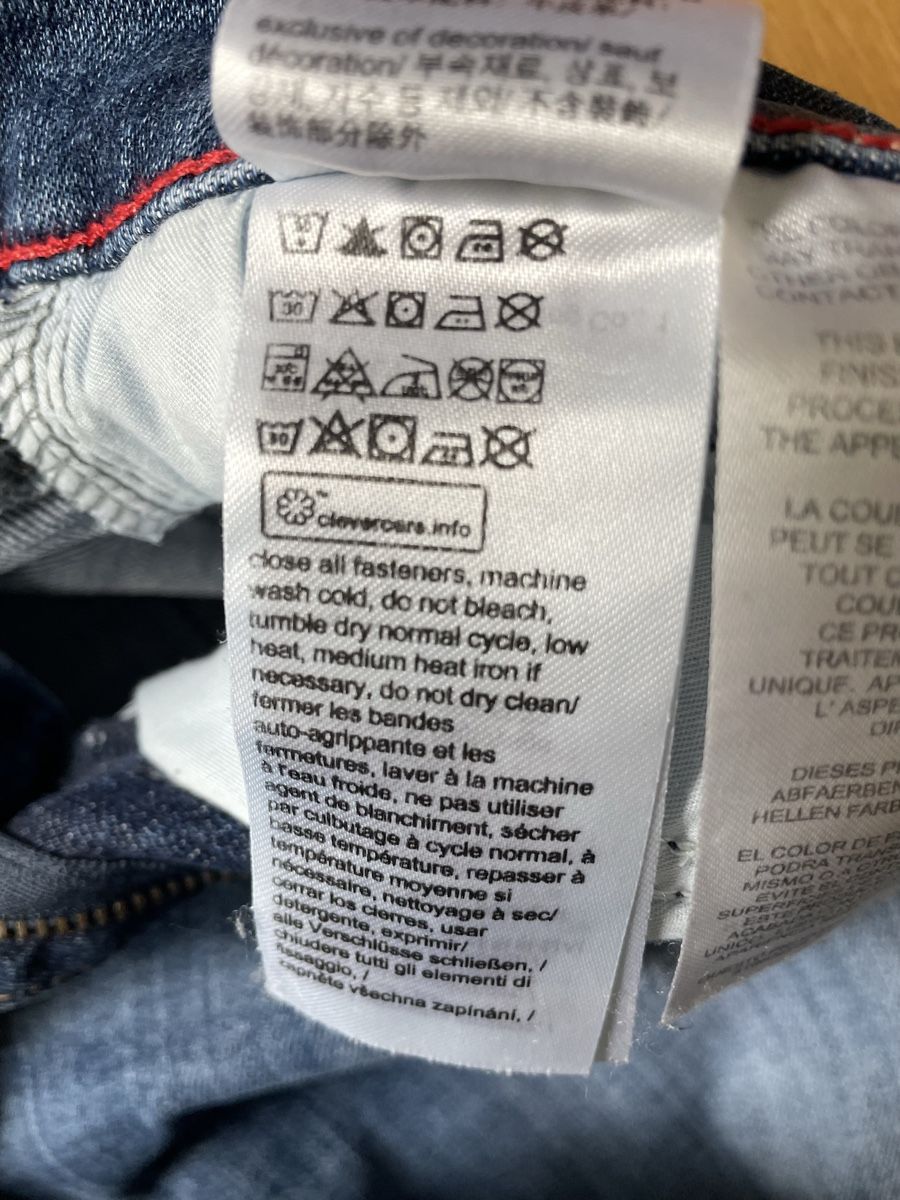 Tommy Hilfiger Jeans: Tommy Jeans Grösse 30/30 – Usato da Glis venduto da taisiya078 2