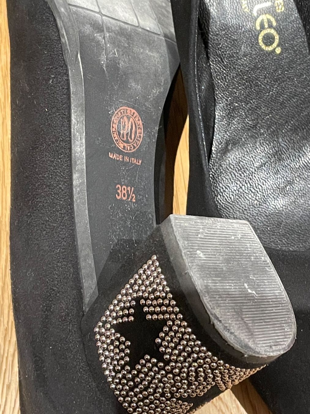 Damenschuhe: Escarpins daim noir étoiles – Gebraucht aus Puplinge von Cechth 3