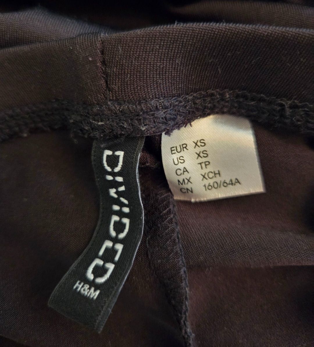 H&M Hosen: Schwarze Schlaghose – Neu (gemäss Beschreibung) aus Hergiswil NW von ewaaa 3