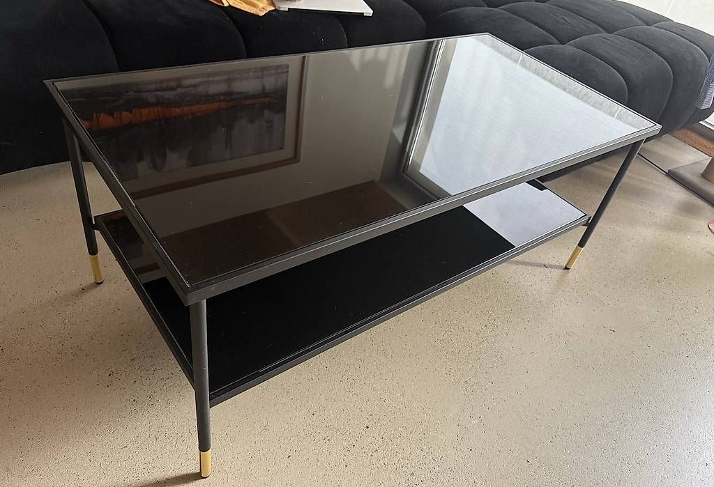 Tische: Couchtisch  – Gebraucht aus Birsfelden von ann_dvy2 1