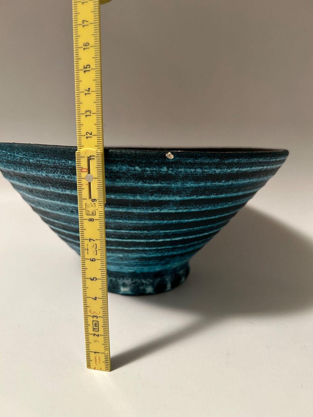 Schalen: Keramik Schale von Accolay ca.1960 Designklassiker – Gebraucht aus rotkreuz von baudisch 4