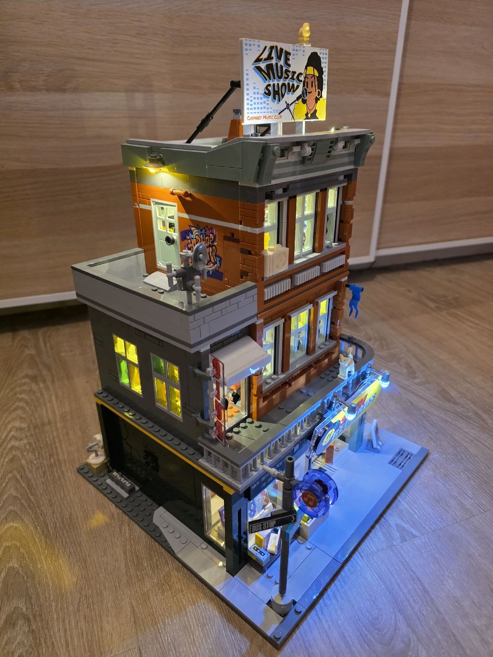 Funwhole Baukästen: Lumibricks Funwhole Record Store – Neu (gemäss Beschreibung) aus Rüti ZH von MikeMeyers 4