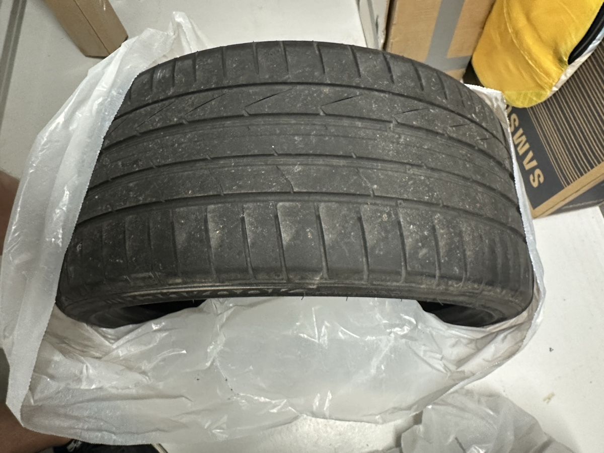 Pneus & Kompletträder: 245/35 19 winter hankook 2stk. – Gebraucht aus Kirchberg SG von SchweizerStein 3