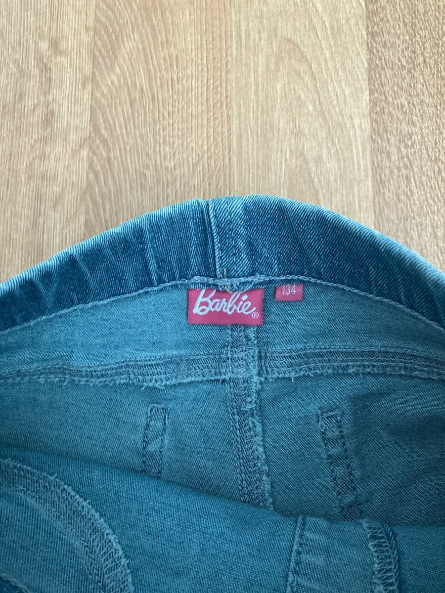 Pantalons: Barbie Jeanshosen Gr. 134 – Neuf (Voir description) à Emmenbrücke par JJ_89 2