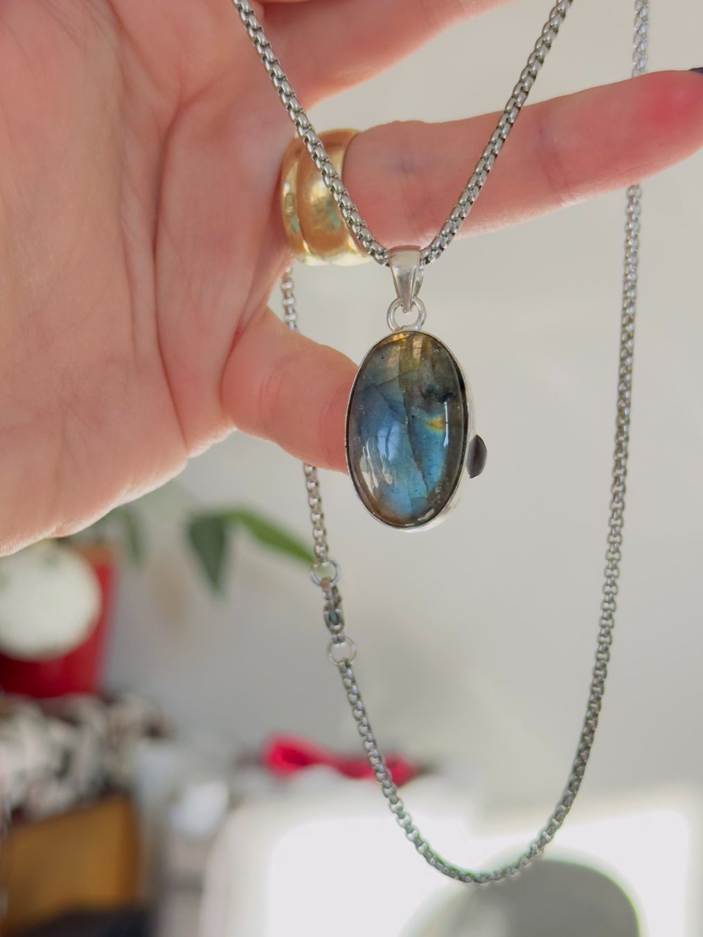 Ketten: Labradorite necklace – Neu und originalverpackt aus Genève von AGBERG 3
