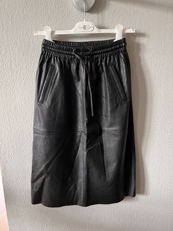 Lederjupe Oakwood, Gr. S, schwarz 