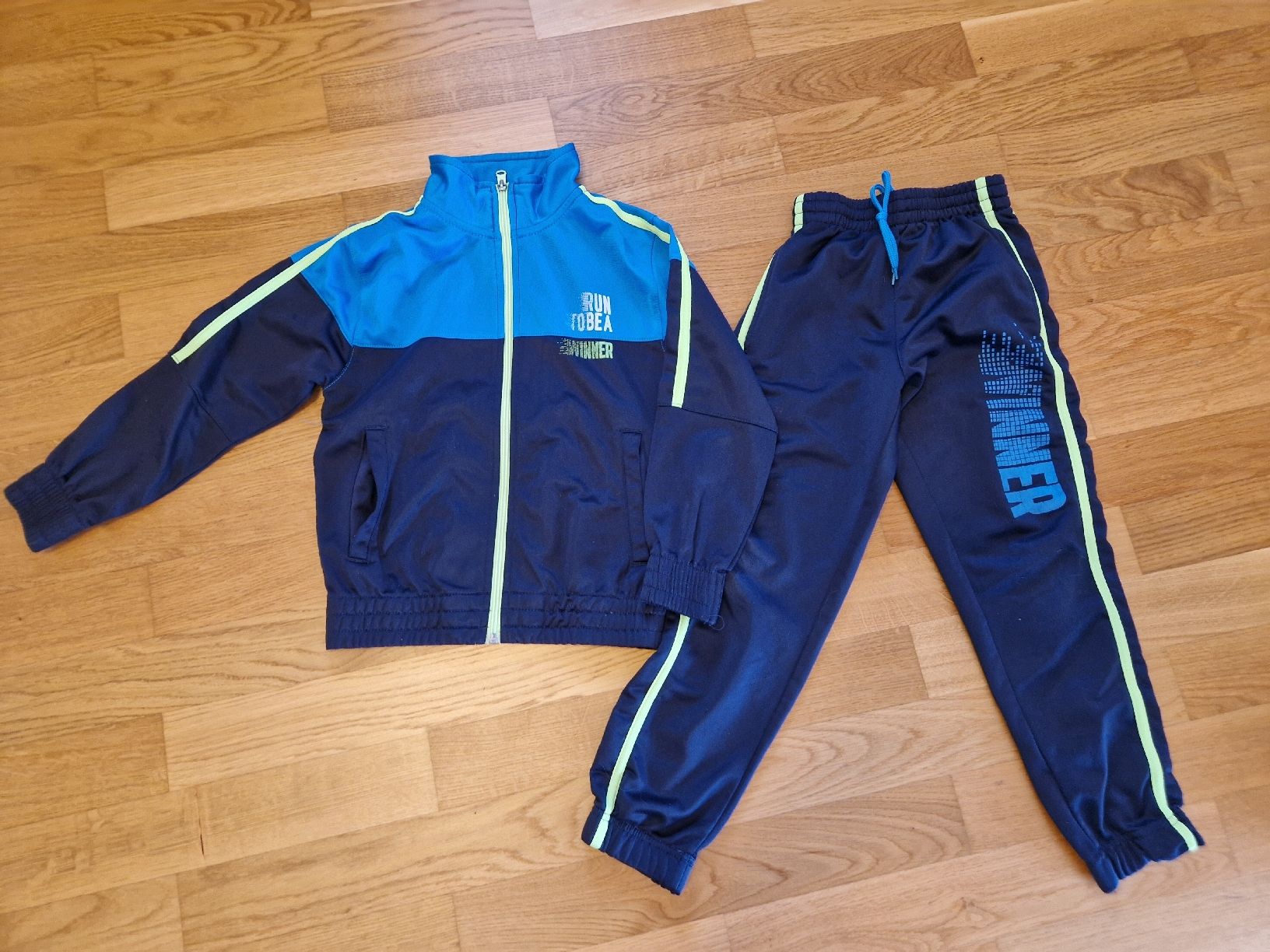 Lotti & Set di vestiti: Kleiderpaket Grösse 116/122 – Usato da Zürich venduto da nicinat 4