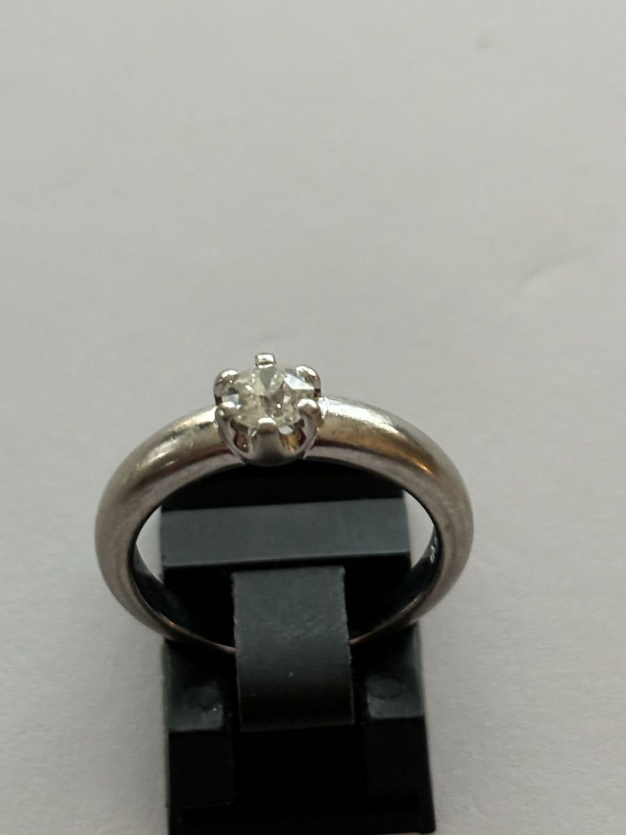 Ringe: Ring Weissgold / Diamant 18 Karat – Gebraucht aus Langnau am Albis von flusspflege 2