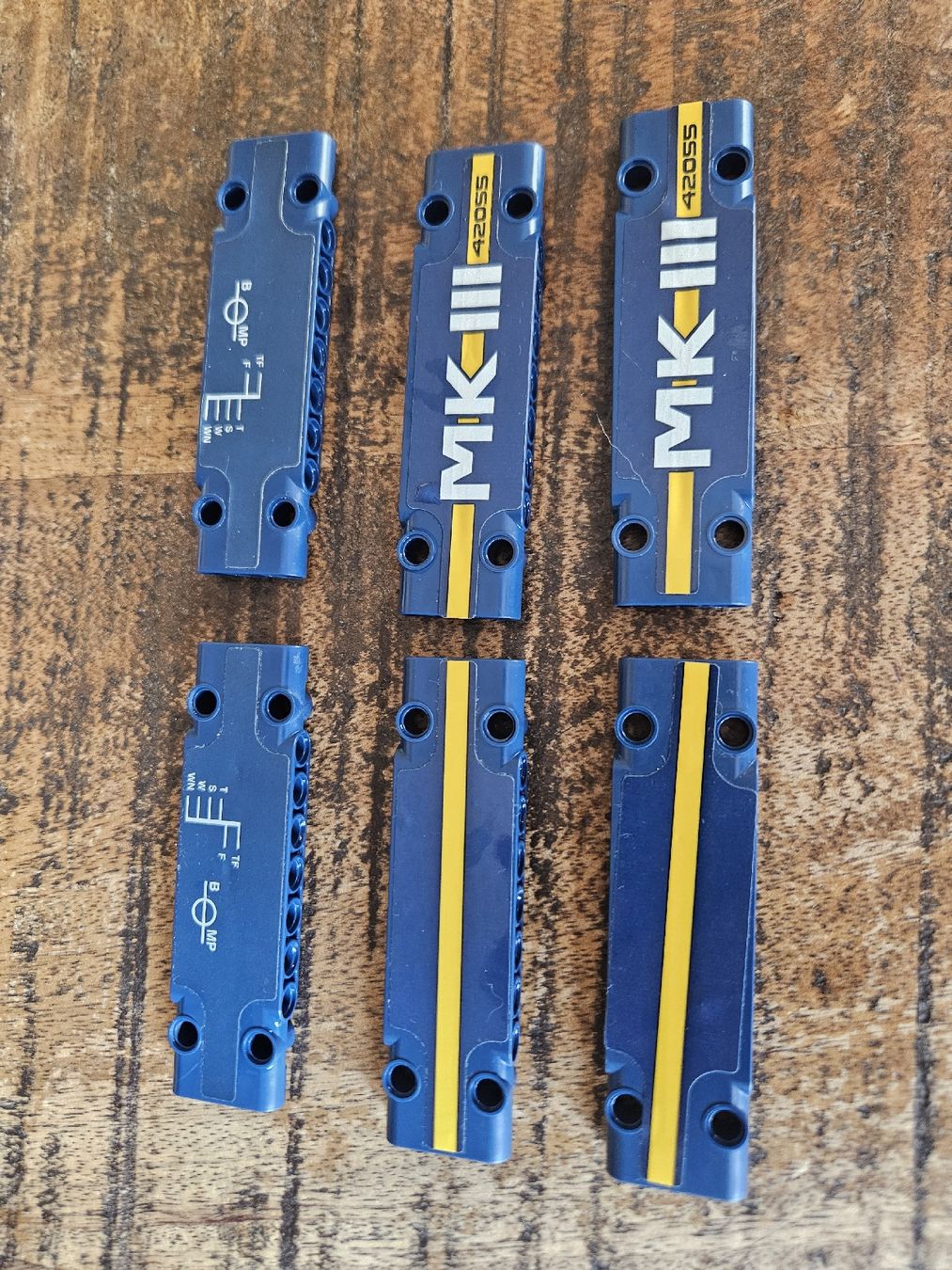 Lego Baukästen: lego 15458 lot de 6 pièces Dark Blue Technic, Panel Plate – Gebraucht aus Confignon von Ecrofigs 1