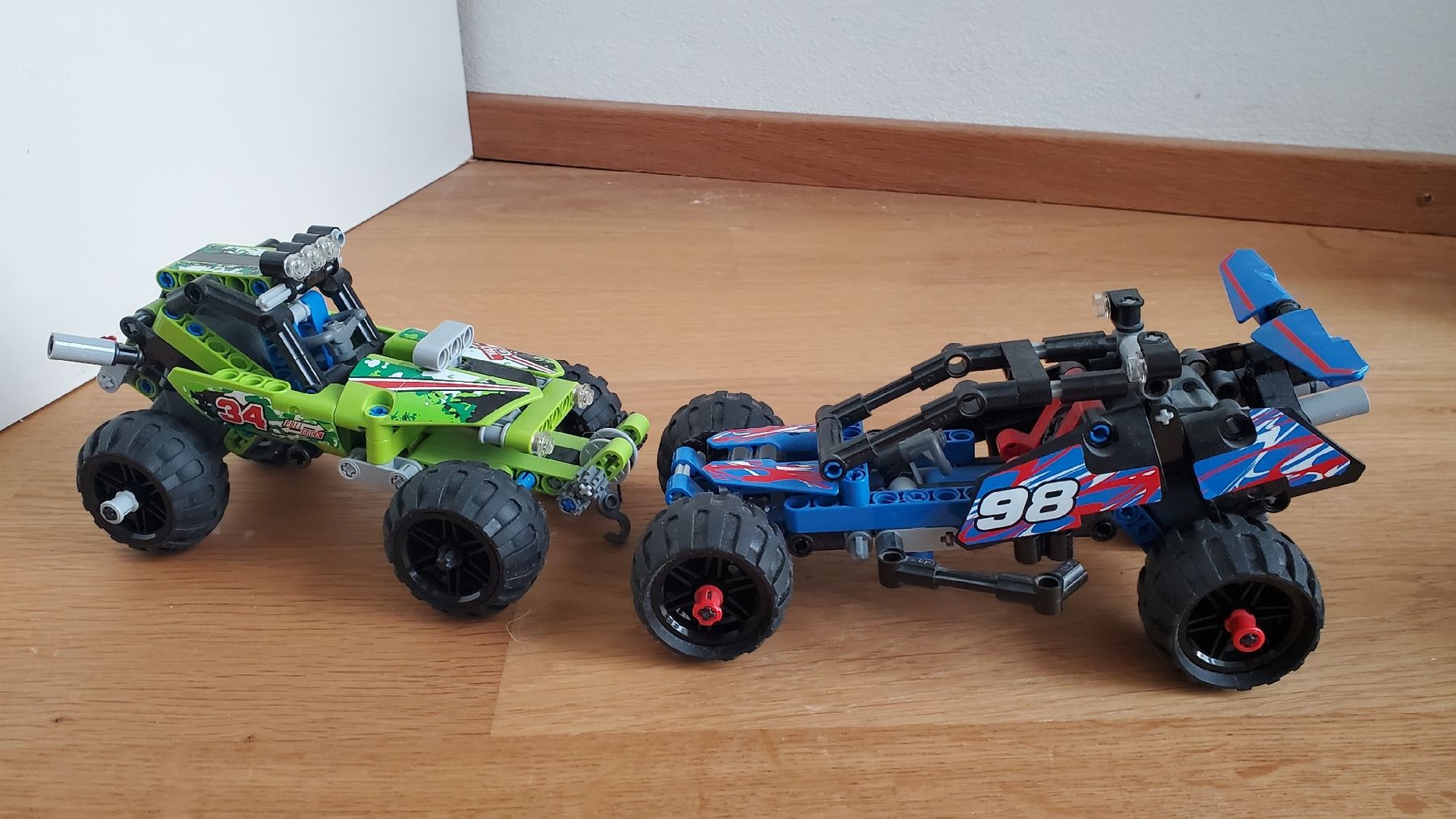 Lego Jouets: LEGO Technic 3in1 Monstertruck 4x4 Buggy – Neuf (Voir description) à Burgdorf par chalthaus