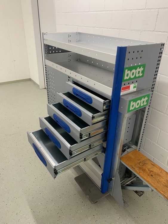 Bott Fahrzeugeinrichtung Gebrauchtnull