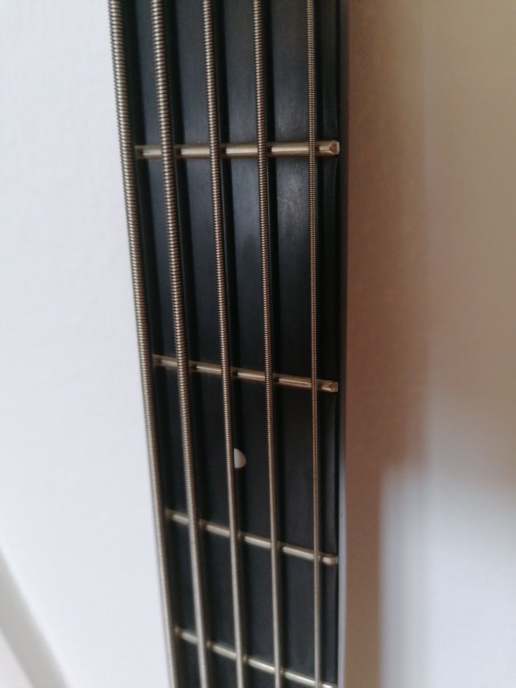 Steinberger Strumenti musicali: Steinberger Synapse aktiv 5-saiter – Nuovo (secondo la descrizione) da Bottmingen venduto da dah_cfj9 7