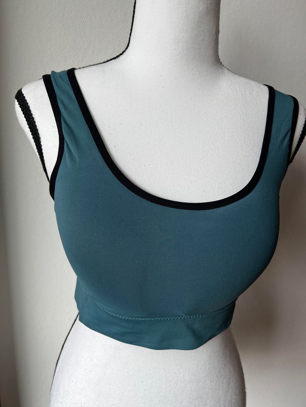Top: New Top S /M – Nuovo e nell'imballaggio originale da Riehen venduto da edu_92w7 1