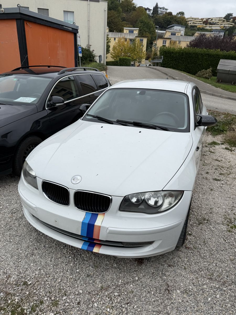 BMW Automobili: BMW 118d  – Difettoso da St-Aubin-Sauges venduto da sho_z9vr 1