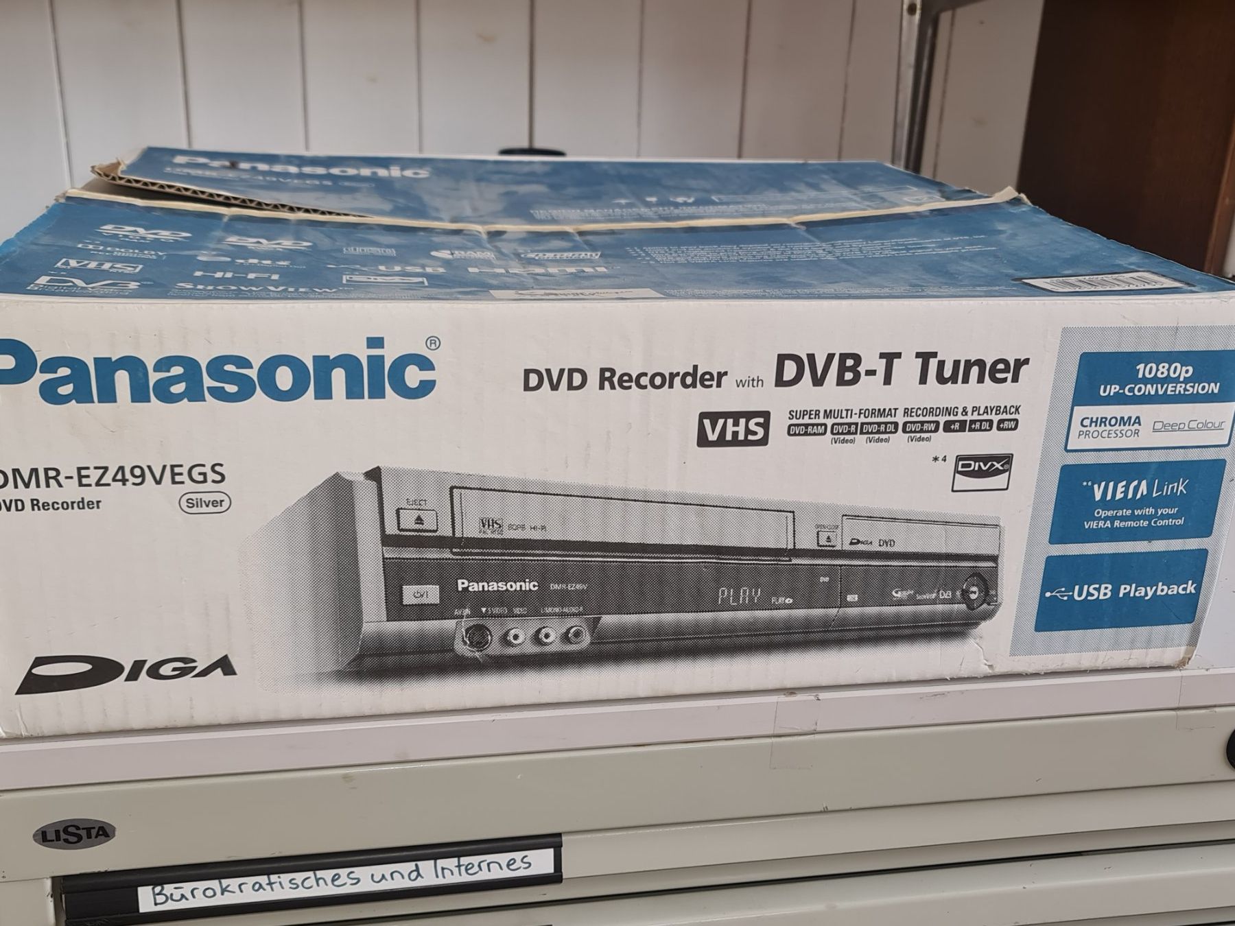 Panasonic Registratori: VHS/DVD Player/Recorder DMR-EZ49VEGS – Usato da Degersheim venduto da Tosam_Degersheim