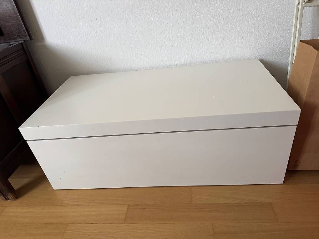 Scaffali: Storage Bench  White  84 x 42 cm  Good Condition – Usato da Basel venduto da cle_f872 1