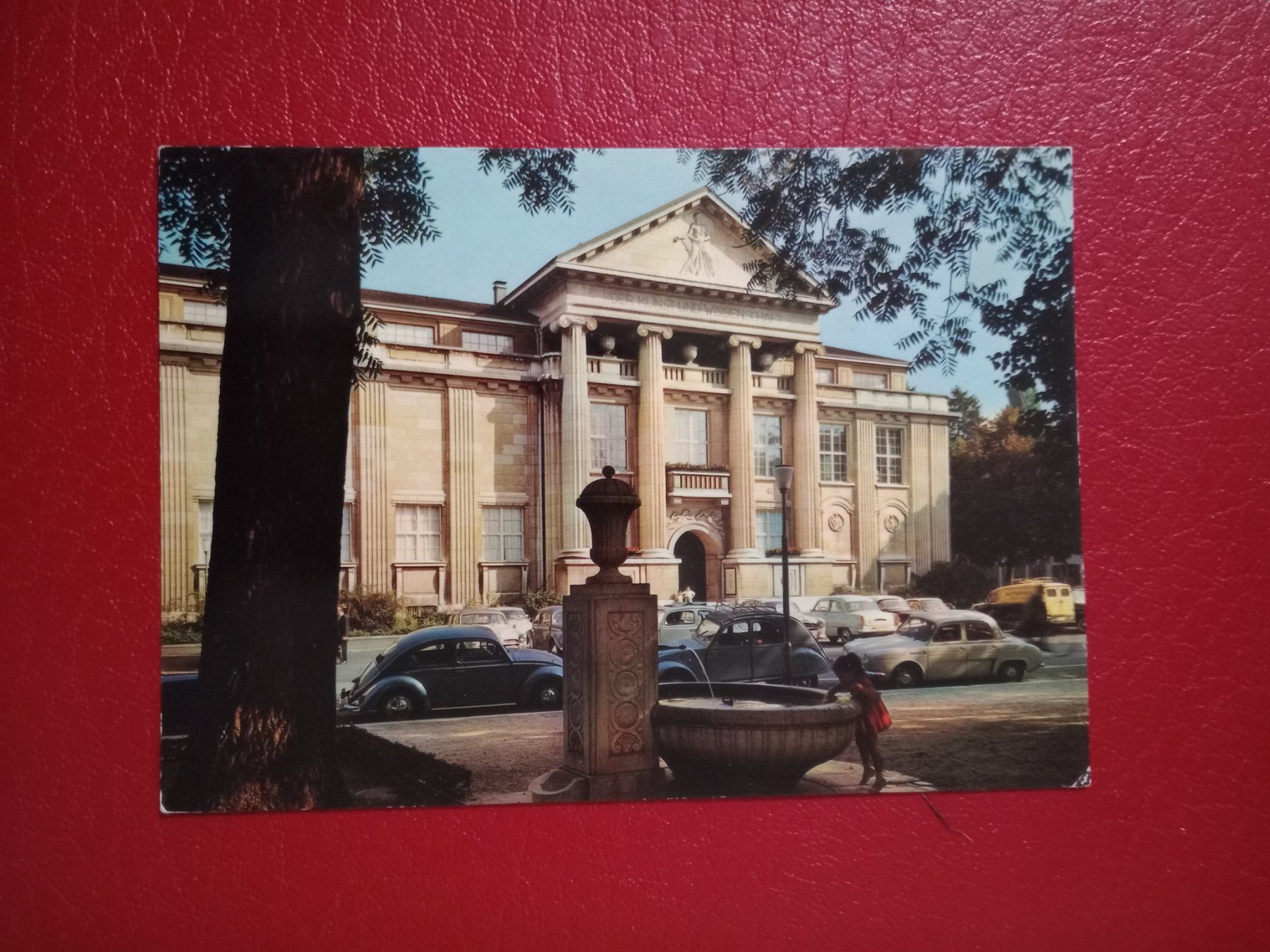 Cartoline postali: Winterthur Kunstmuseum alte Autos – Usato da Küttigen venduto da Melisch1000