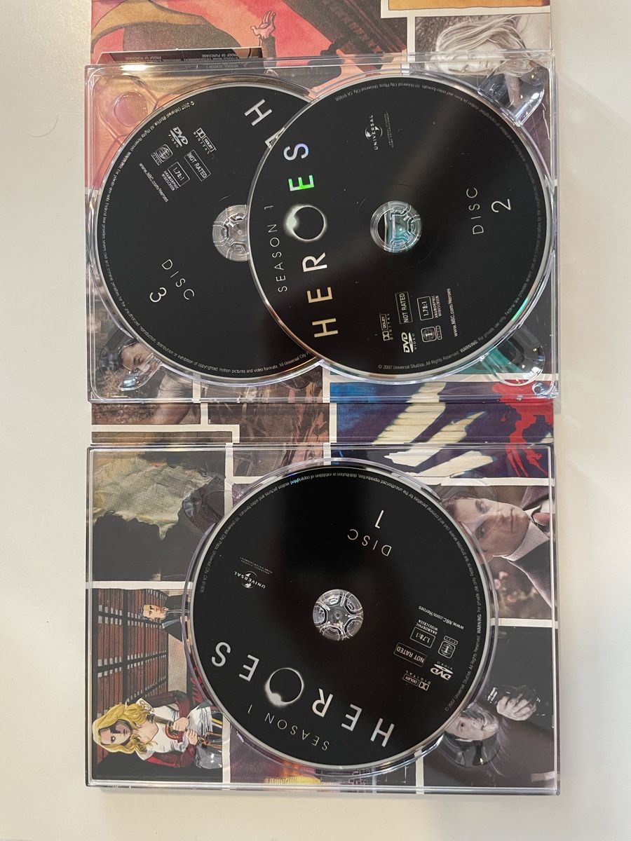 Tutti i DVDs: Heroes, Season 1, Englisch – Usato da Zürich venduto da Bomboo 2