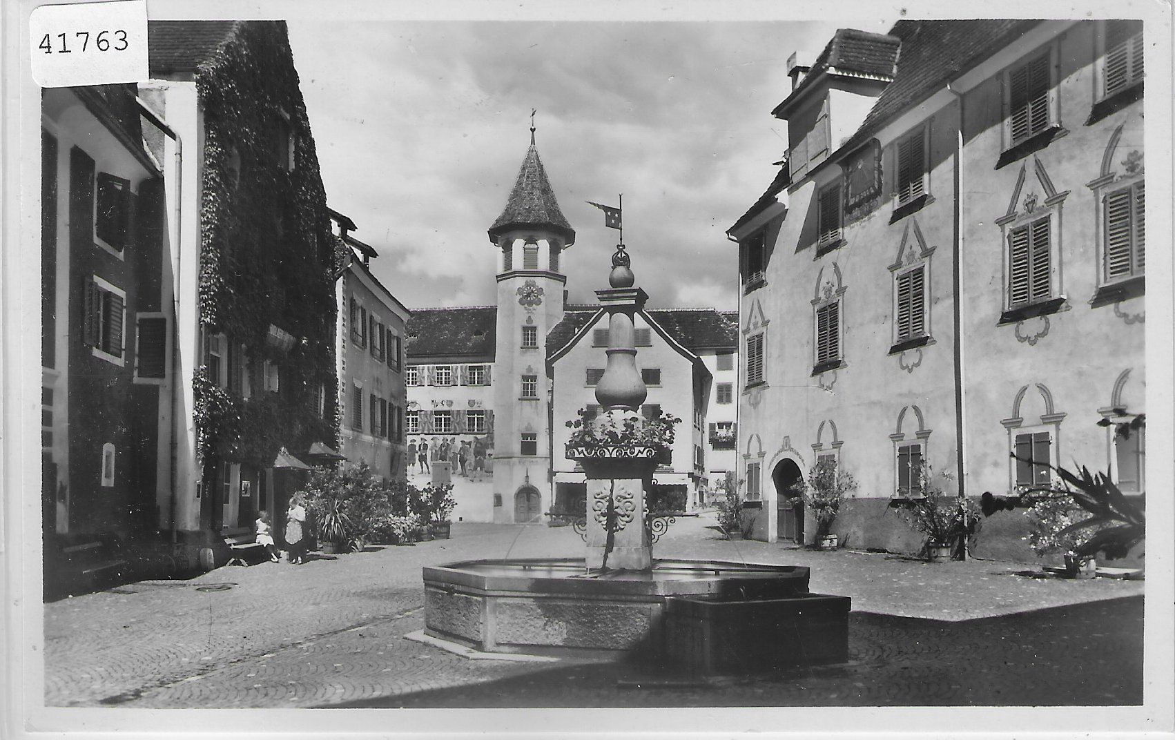 Cartes postales: Majenfeld - Städtliplatz – D'occasion à Ettingen par Kartenplanet