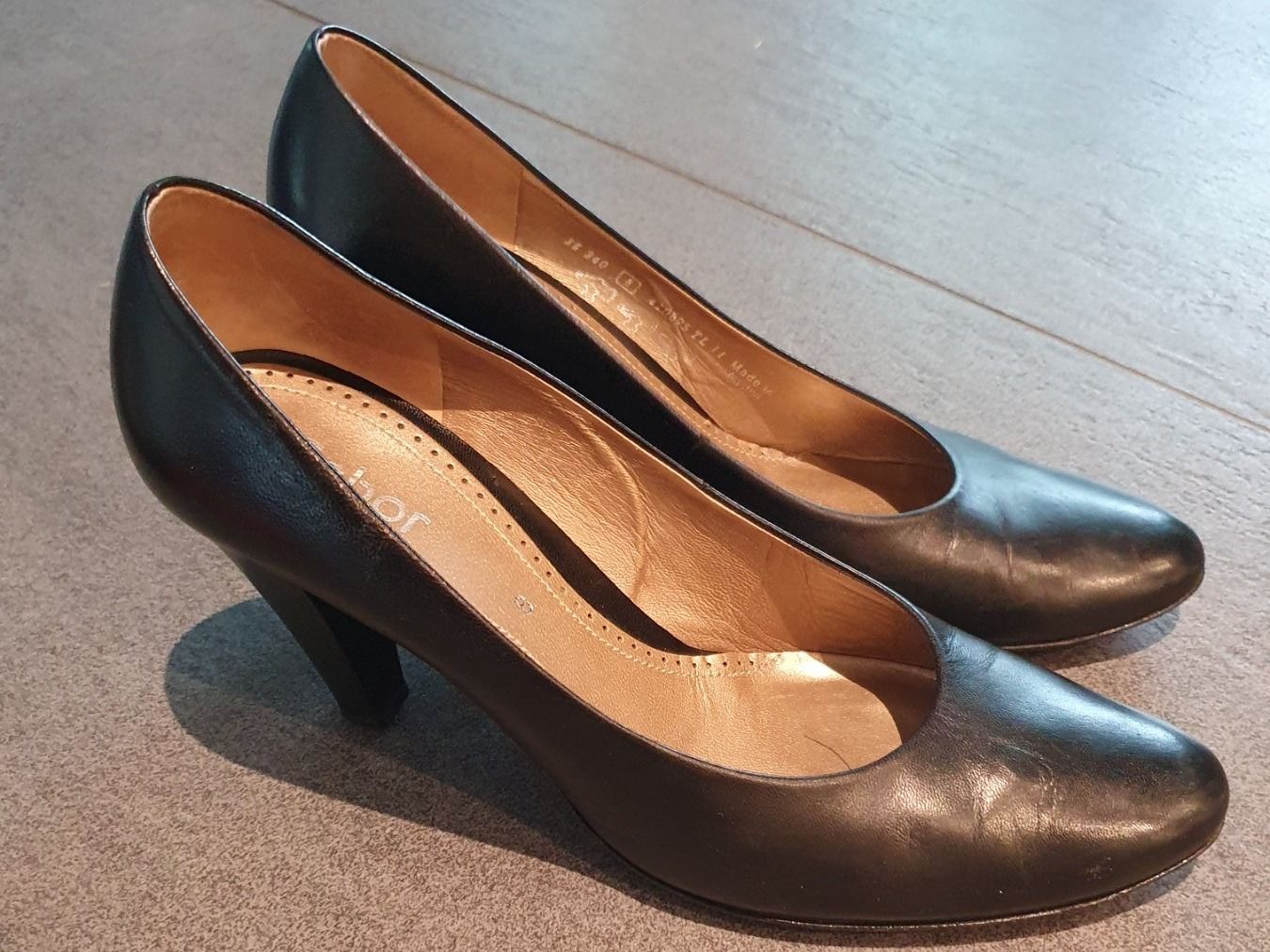 Gabor Scarpe da donna: Schwarze Gabor Pumps, Grösse 41, Leder – Usato da Altendorf venduto da MiriCaj 3