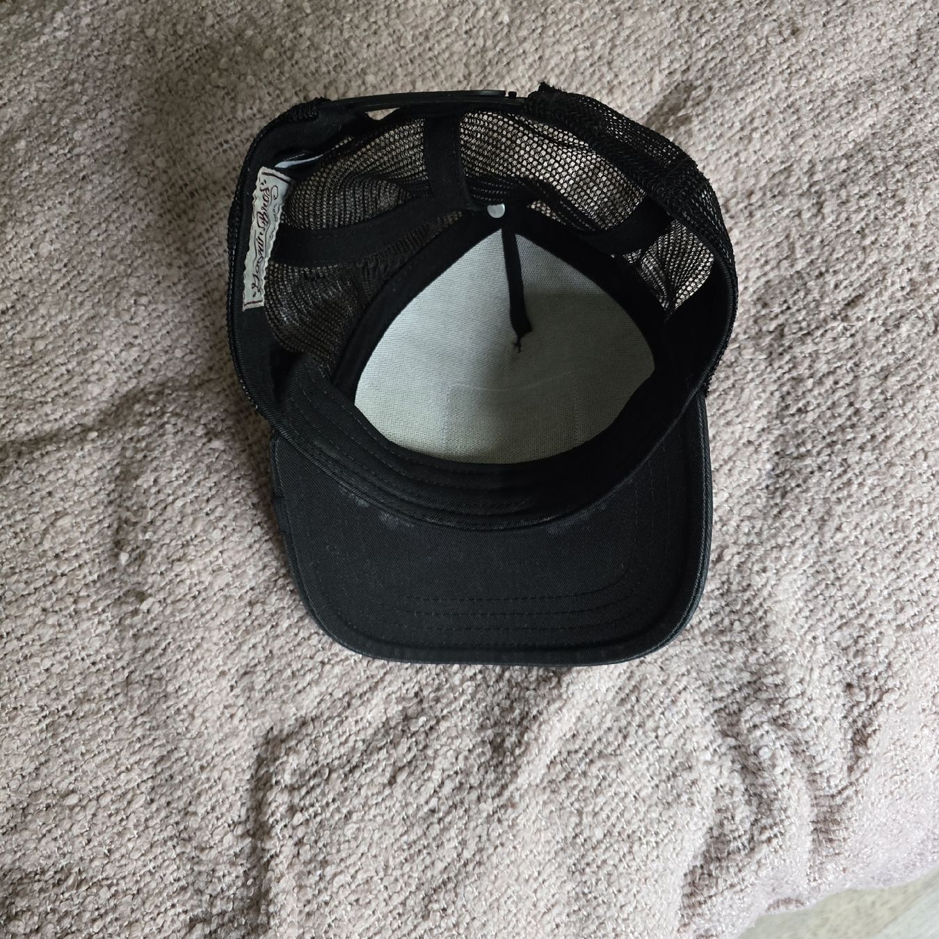 Vestes & Manteaux: Cap Panther – D'occasion à Jenaz par A-Team05 1