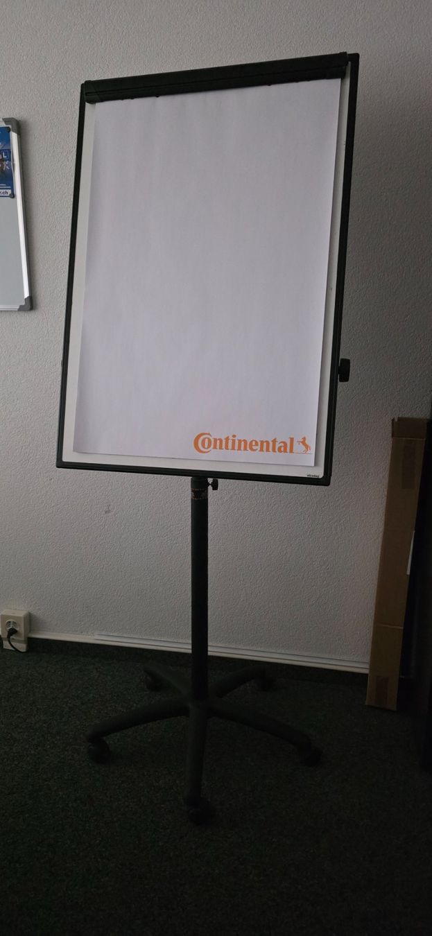 Wandtafeln: Flipchart auf Rollstativ gebraucht Zustand – Gebraucht aus Ebikon von sumsi05