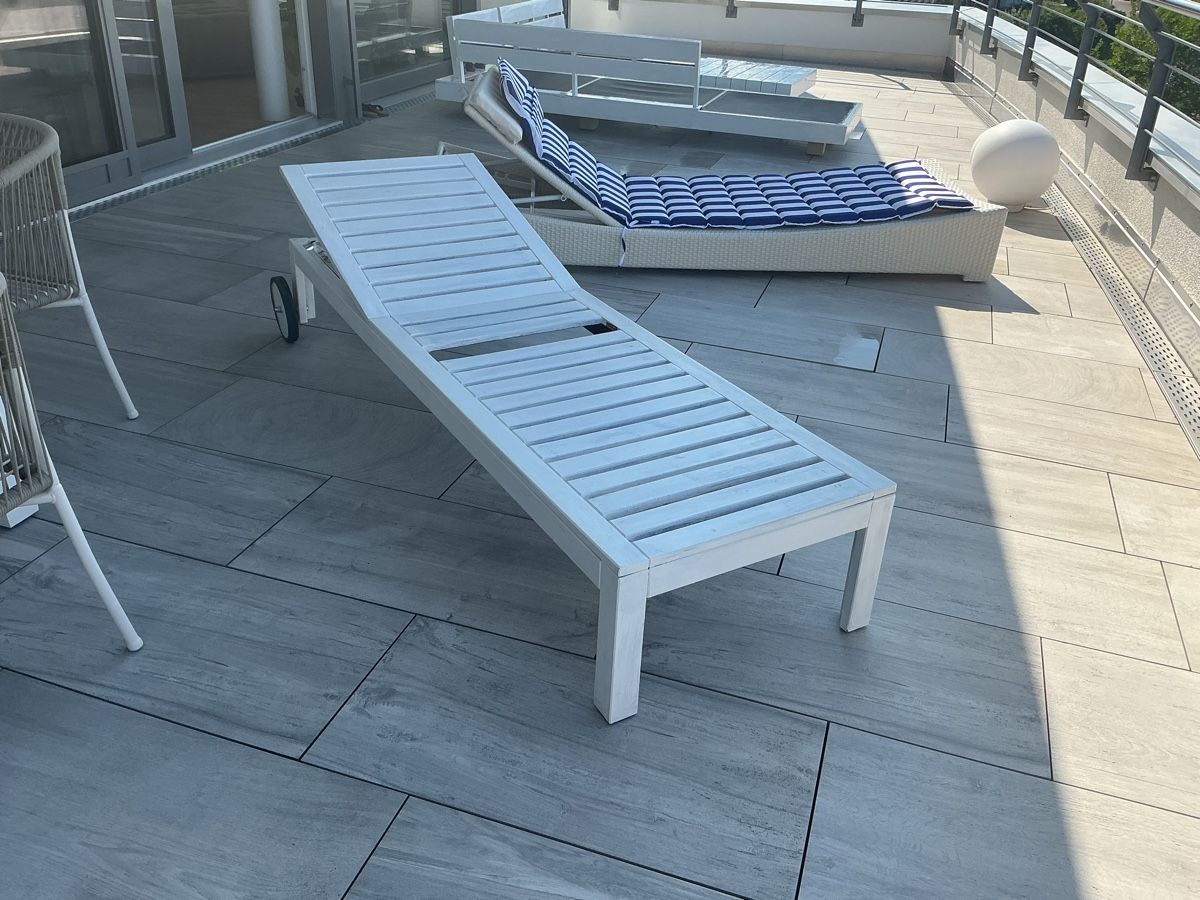 Ikea Liegen & Liegestühle: Sonnenliege, weiss angemalt  – Gebraucht aus Hedingen von Cessna72 1