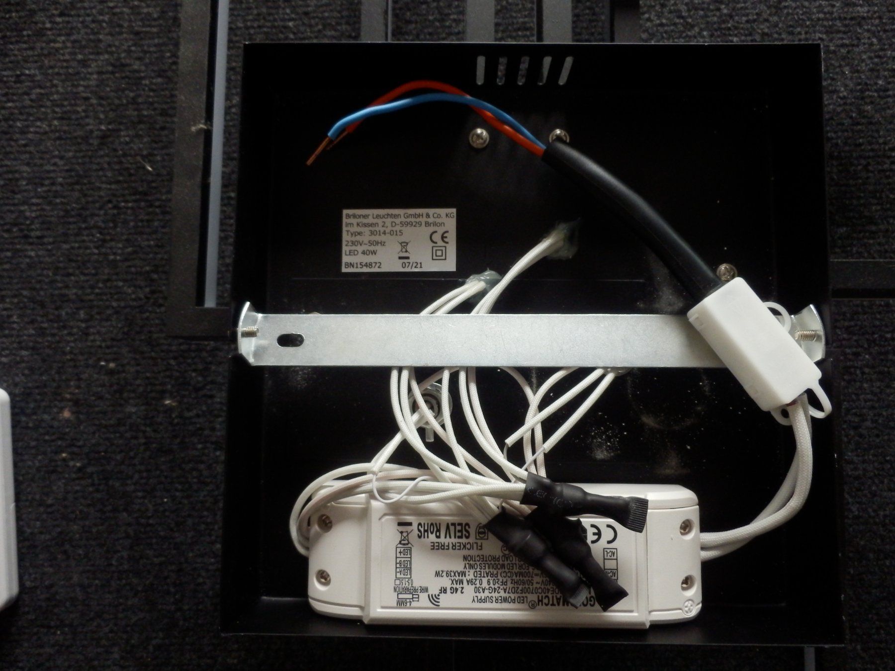 Lampadari & plafoniere: Plafonnier en LED avec télécommande 40 W/ 220V div. fonction – Usato da Apples venduto da Photec18 3
