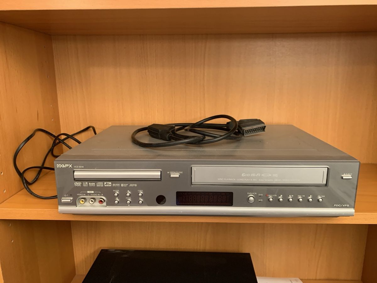 DVD/VHS Recorder GPX VCD 6030 (Gebraucht) in Zürich für CHF 30 – nur ...