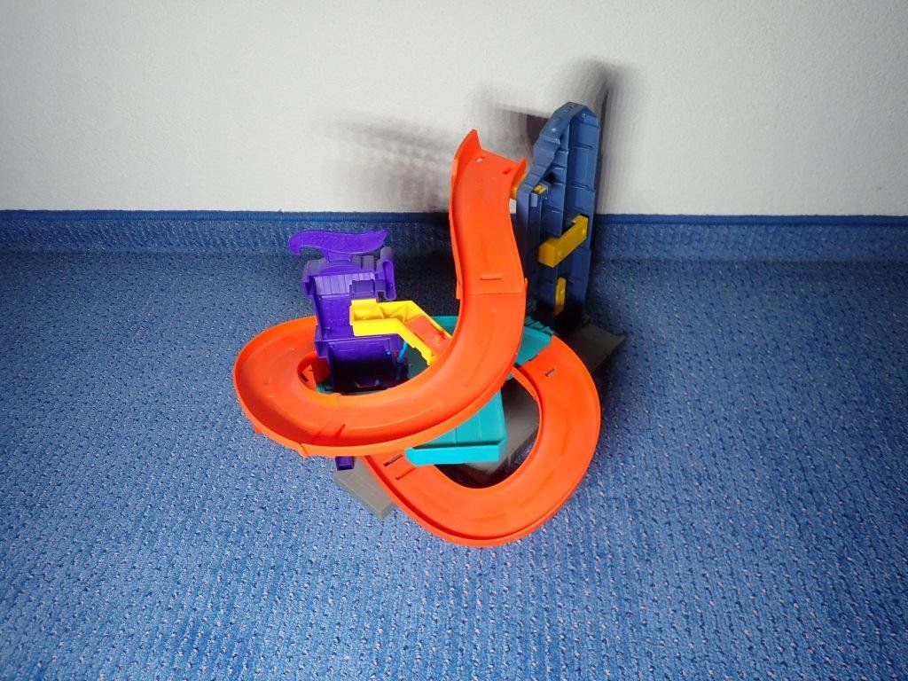 Hot Wheels Giocattoli: Hot Wheels Speedtropolis Playset Race 3 – Usato da Galgenen venduto da Marc98 2