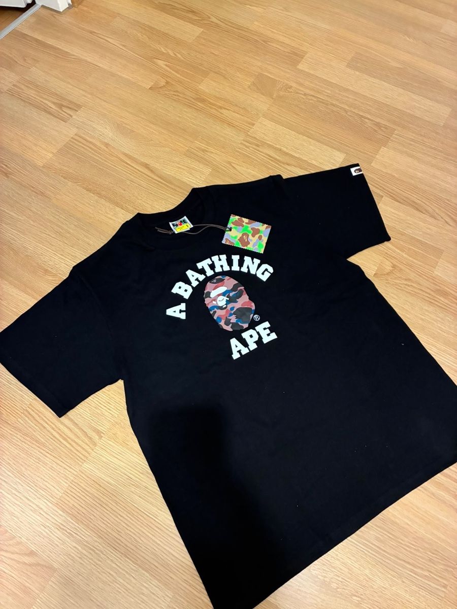 Bape T-shirt: Bathing Ape Shirt – Nuovo e nell'imballaggio originale da Schlieren venduto da dem_bcs5