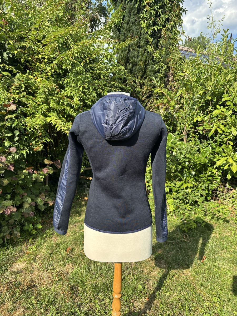 Lindeberg Giacche: DUNKELBLAUE SOFTSHELLJACKE VON J.LINDEBERG – Usato da Gockhausen venduto da stella.frei 1