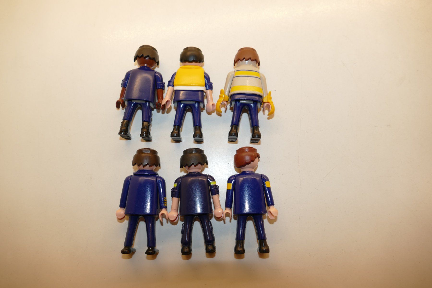 Playmobil Spielzeuge: Playmobil: 6xFiguren Einheit 3 – Gebraucht aus Niederhasli von rail-duerst 1