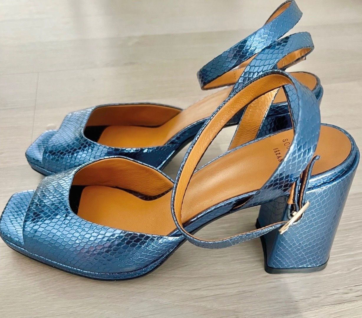 Sezane Scarpe da donna: Sandalen  SÉZANE  Gr. 38 – Nuovo (secondo la descrizione) da Fruthwilen venduto da LaFleureBlanche 1