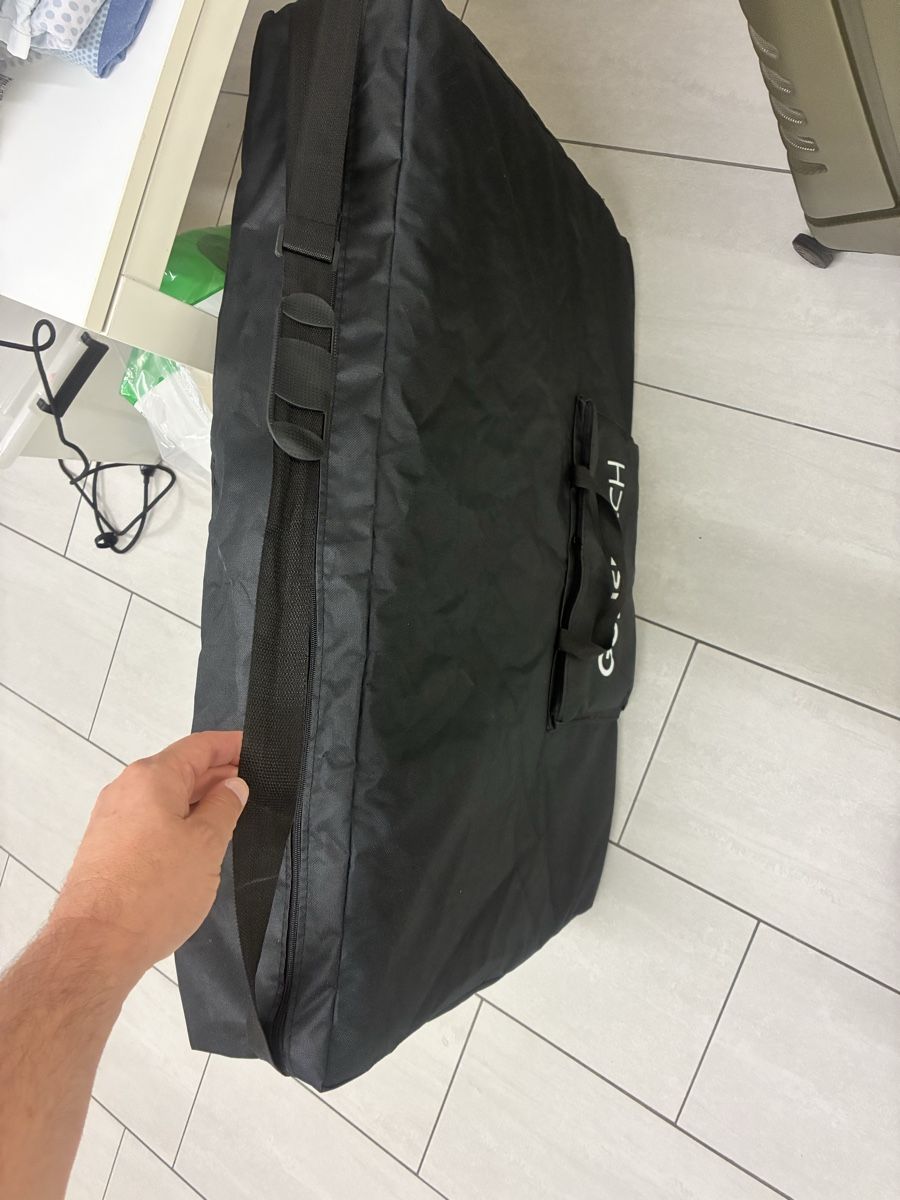 Gonser Liegen & Liegestühle: Massage table with accessories and bag  – Gebraucht aus Männedorf von Sellaronda 1