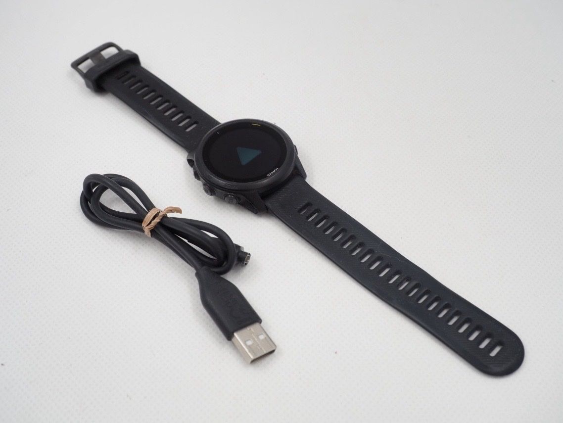 Garmin Smartwatch: Garmin Forerunner Garmin Forerunner 745 Gebraucht – D'occasion à Adliswil par mbzero01